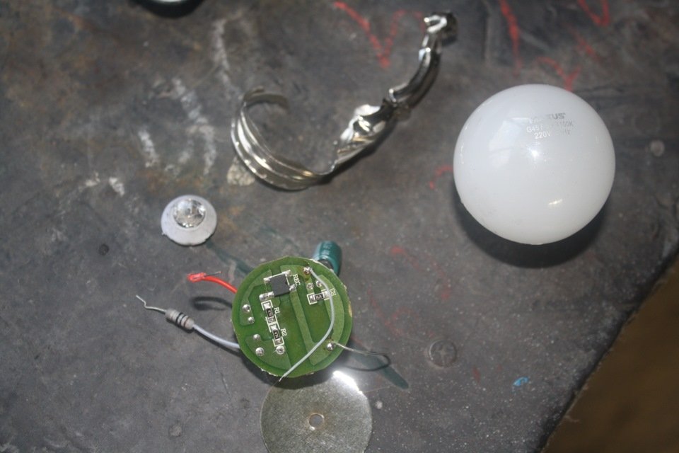 Ремонт автомобильных LED ламп фар как сделать, сколько стоит