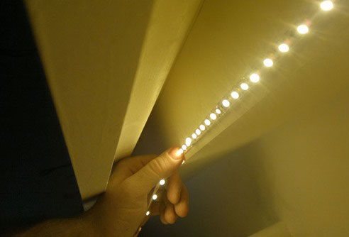 Как клеить светодиодную ленту