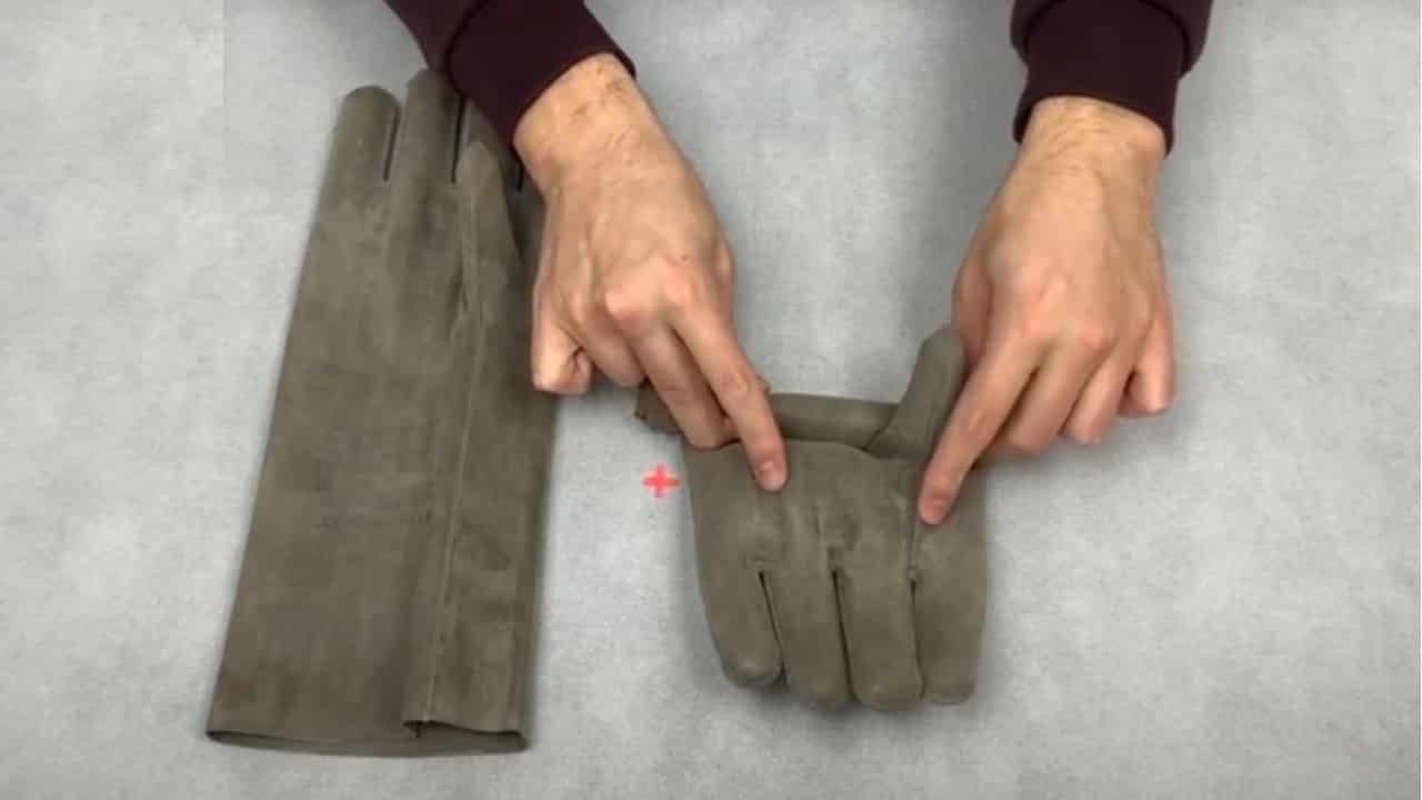 Проверка перчаток скручиванием