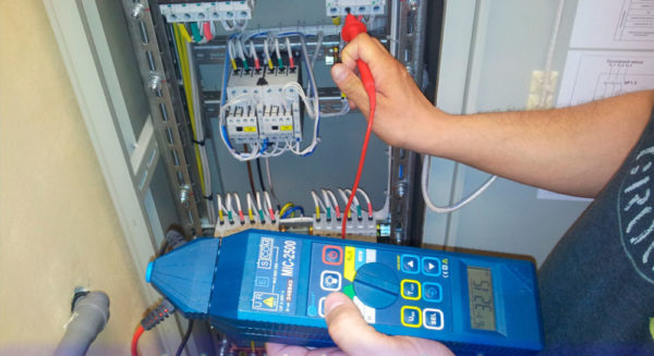 Регулярное испытание кабельных линий позволяет предотвратить утечки тока и короткие замыкания
