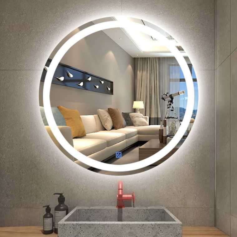 Круглое зеркало с подсветкой в интерьере