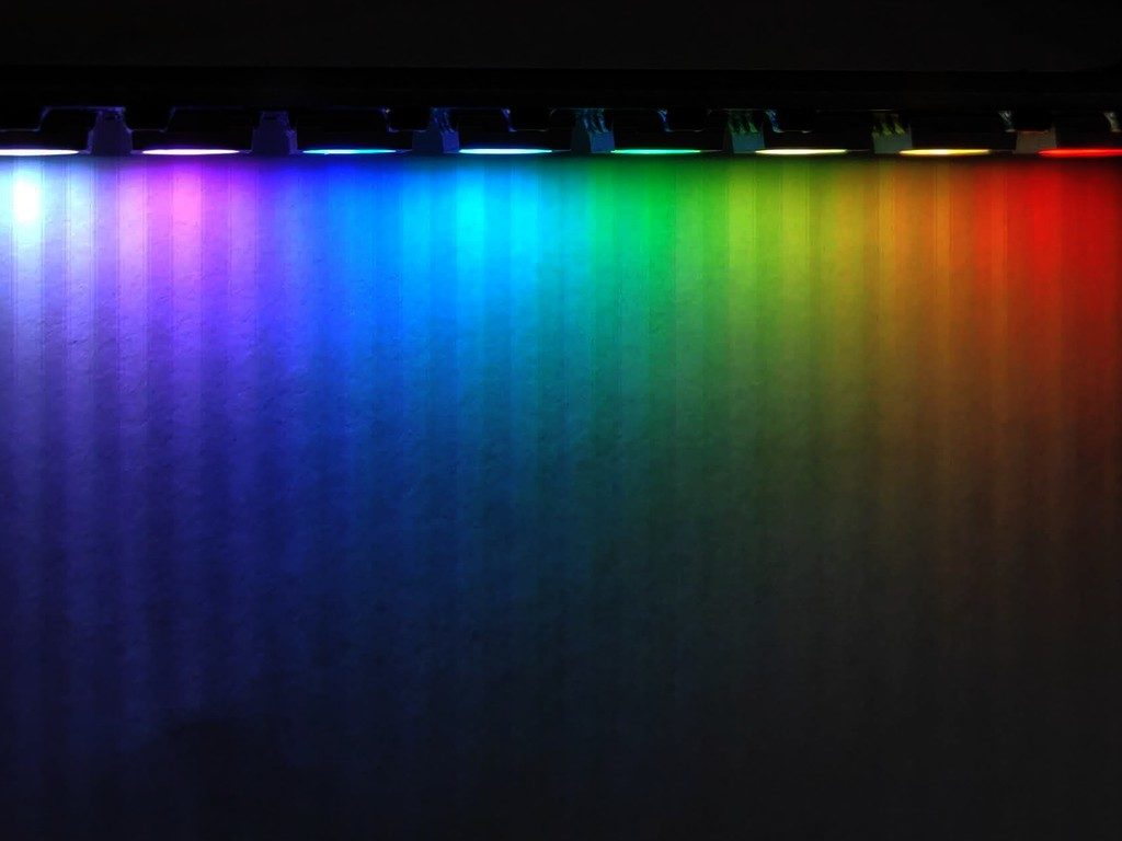 Свет от светодиодов RGB